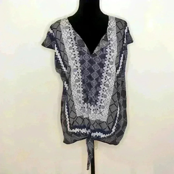 Lucky BRAND Blue Print Tie Front Top - Picture 2 of 8